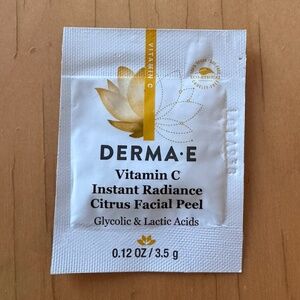 Derma E Vitamin C Instant  Radiance Citrus Facial Peel + Glycolic & Lactic Acids